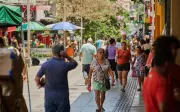 Feriado da Sexta-feira Santa altera funcionamento de comércio e serviços em cidades de SP