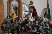 Festa de São Jorge em Petrópolis atrai cerca de 3 mil fiéis em celebração religiosa e comunitária