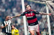 Flamengo goleia Atlético-MG na Arena MRV e alcança sétima vitória consecutiva