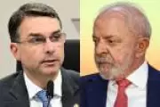 Flávio Bolsonaro lidera com 52% no Paraná e poderia vencer Lula no primeiro turno
