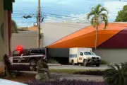 Homem é encontrado morto na entrada de motel em Cuiabá após suposta queda