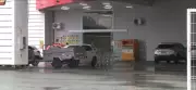 Homem invade supermercado e ataca ex com canivete em Joinville