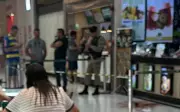 Homem é preso após esfaquear cliente em shopping de Pouso Alegre (MG)
