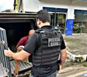 Homem é preso por arrastar cachorro até a morte na BR-222, em Arari, no Maranhão