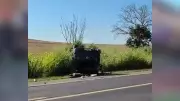 Idoso de 74 anos morre em colisão frontal com caminhão na SP-463 em Santo Antônio do Aracanguá