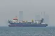 Irã fecha Estreito de Ormuz e ameaça romper cessar-fogo após ataques de Israel ao Líbano