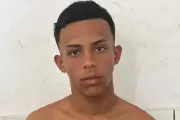 Jovem de 18 anos é preso após agredir mãe com chutes e óleo em Mongaguá