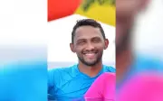 Jovem sobrevivente de parada cardíaca celebra chá revelação da filha em Goiás