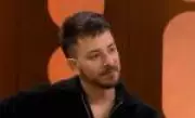 Junior Lima fala sobre rumores de sexualidade: 'Prefiro ser confundido com gay'