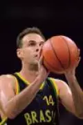 Lenda do Basquete Brasileiro: Oscar Schmidt Morre aos 68 Anos, Famosos Prestam Homenagens