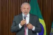 Lula afirma que ainda não decidiu sobre candidatura à reeleição