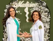 Mãe e filha conquistam vaga juntas em medicina após anos de estudo compartilhado