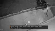 Mulher entra em desespero ao ver moto sendo furtada em Franca; imagens mostram crime