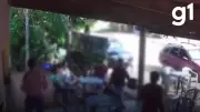 Mulher é indiciada por matar homem com golpes de capacete em bar