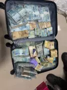 Operação Gerente Fantasma apreende R$ 655 mil em mala de viagem em MT