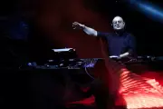 Padre DJ anima 'rave católica' em homenagem ao papa Francisco na Argentina