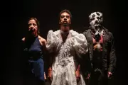 Peça inspirada em 'As Veias Abertas da América Latina' emociona no Festival de Curitiba