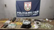Polícia apreende mais de 7 kg de maconha e ecstasy após denúncia de tráfico em Porto Real