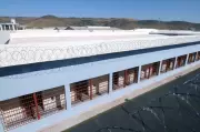 Policial penal é presa em flagrante ao tentar entrar com celulares em penitenciária de Patrocínio