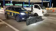 PRF apreende quase 200 kg de pasta base de cocaína em caminhonete na BR-040 em Barbacena