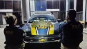 PRF apreende quase R$ 750 mil em dinheiro escondido em carro na Fernão Dias