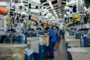 Produção industrial brasileira tem pior desempenho desde 2022, atrás de Angola e Togo