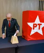 PT discute reformas e estratégias eleitorais em encontro nacional em Brasília