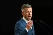 Péter Magyar derruba Orbán na Hungria após 16 anos: descontentamento e economia estagnada