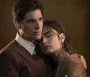 Reynaldo Gianecchini e Maria Casadevall protagonizam peça Um Dia Muito Especial em Santos