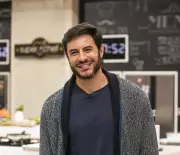 Ricardo Tozzi interpreta Jesus na Paixão de Cristo de Mucajaí em evento com 260 atores