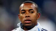 Robinho troca advogados para recorrer no STJ e STF contra condenação