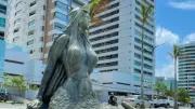 Sereia da Ponta d'Areia renasce em escultura que homenageia filha do artista maranhense