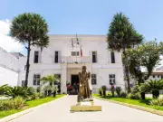 São Vicente abre 59 vagas em concurso público com salários de até R$ 6 mil