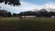 Suspeito de matar homem a facadas após briga em campo de futebol se apresenta à polícia em MT