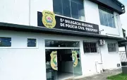 Suspeito usa três pitbulls para resistir à prisão em operação policial em Pirapora