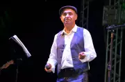 Teatro do Centro de Convenções de Feira de Santana recebe nome de Carlos Pitta