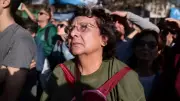 Trabalho não garante saída da pobreza na Argentina, apesar de queda nos índices
