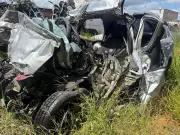 Tragédia na BR-251: Seis membros de uma família morrem em colisão frontal com carreta