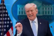 Trump acusa Irã de trabalho 'desonroso' no Estreito de Ormuz e ameaça ação