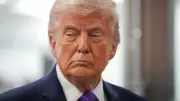 Trump ameaça destruir Irã em uma noite e detalha resgate de aviadores abatidos
