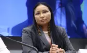 TSE cassa mandato de Silvia Waiãpi por uso de verba de campanha em estética
