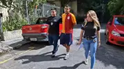 Universitário de 18 anos é preso por suspeita de estupro de adolescente dentro de bar no Rio