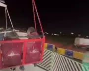Vídeo captura momento de acidente com brinquedo que desabou em parque de diversões no RS