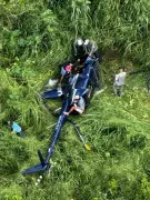 Vídeo registra queda de helicóptero após decolagem em Campina Grande, Paraíba