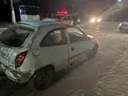 Veículo sem vidros e faróis apreendido em Extremoz com motorista sem CNH e criança sem segurança