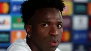 Vinícius Júnior fala sobre racismo em coletiva antes de Bayern x Real Madrid