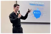 Workshop de IA para semijoias na ACIL une prática e inovação com demonstrações ao vivo