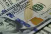 XP Investimentos prevê dólar abaixo de R$ 4,82 após romper barreira dos R$ 5,00