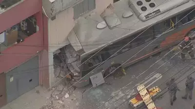Acidente de ônibus deixa sete feridos no Jardim Jaqueline, zona oeste de SP