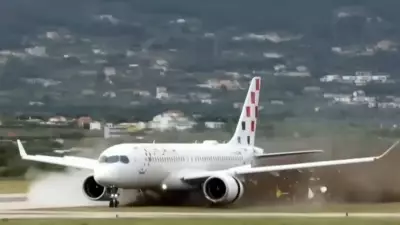 Avião da Croatia Airlines desvia da pista em Split durante decolagem